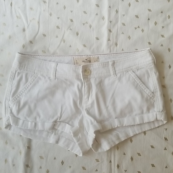 Hollister White Shorts - Picture 1 of 3